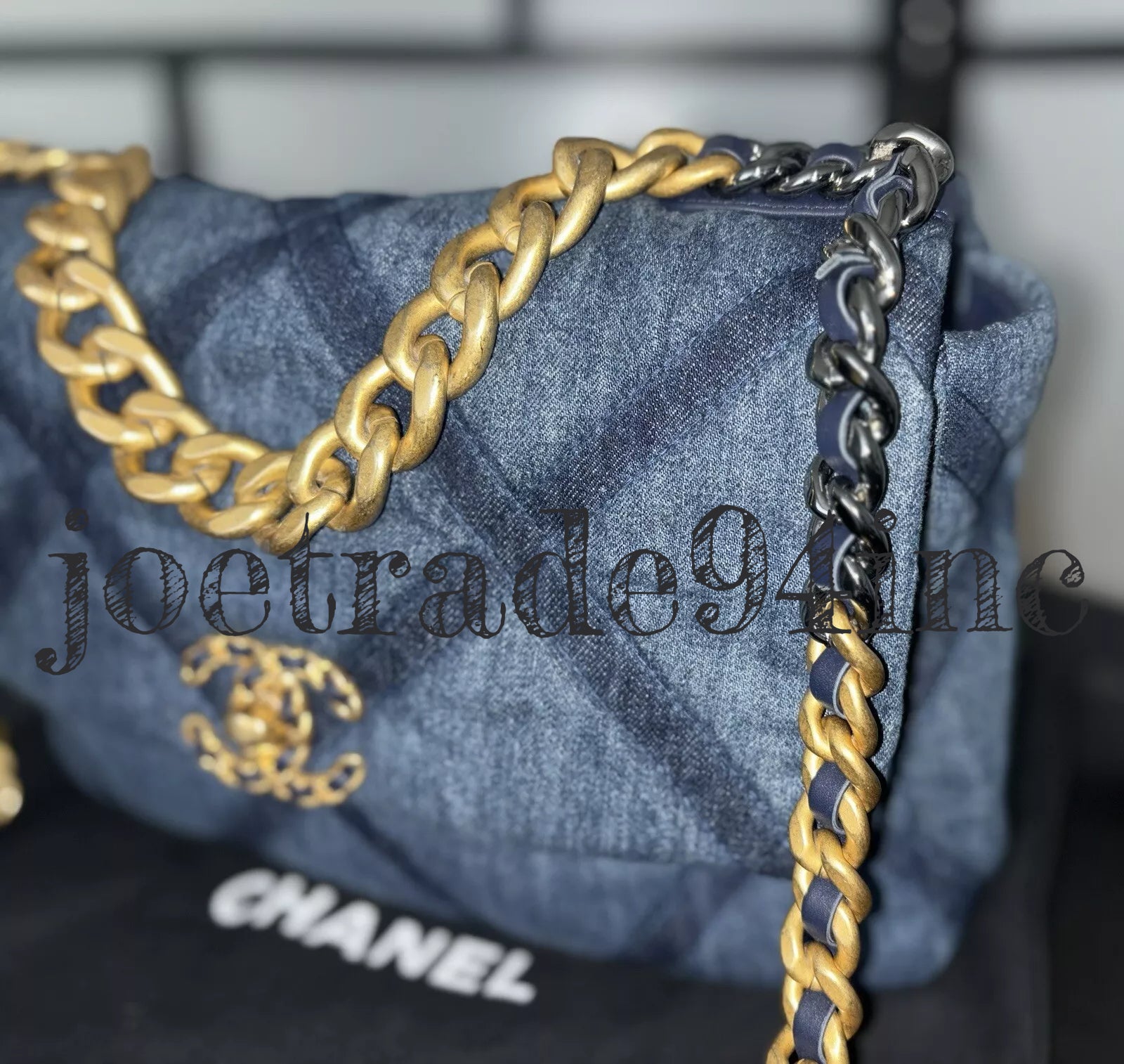 23C Denim Large Chanel 19 Flap image 4