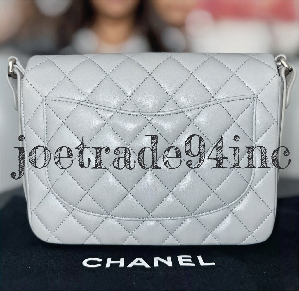 Chanel wave strap flap bag image 1