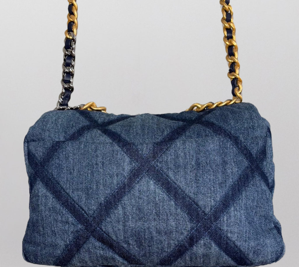 23C Denim Large Chanel 19 Flap image 6