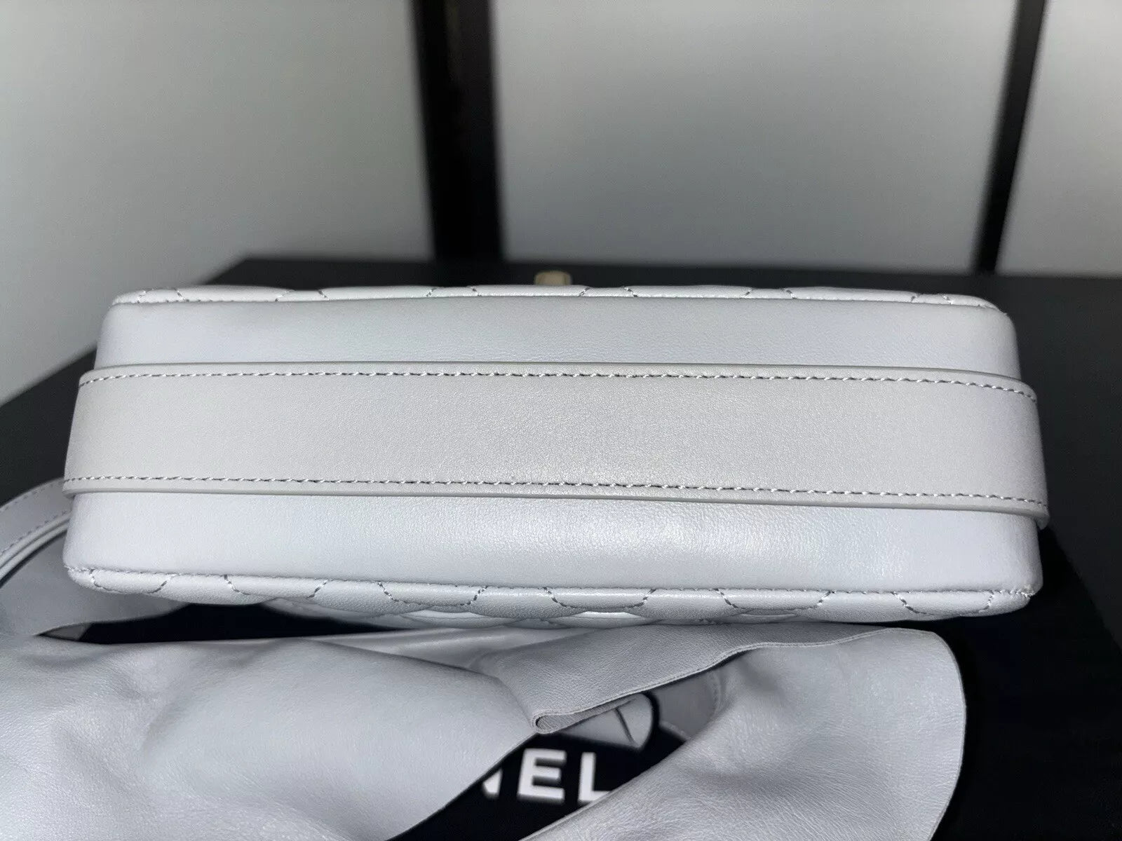 Chanel wave strap flap bag image 7