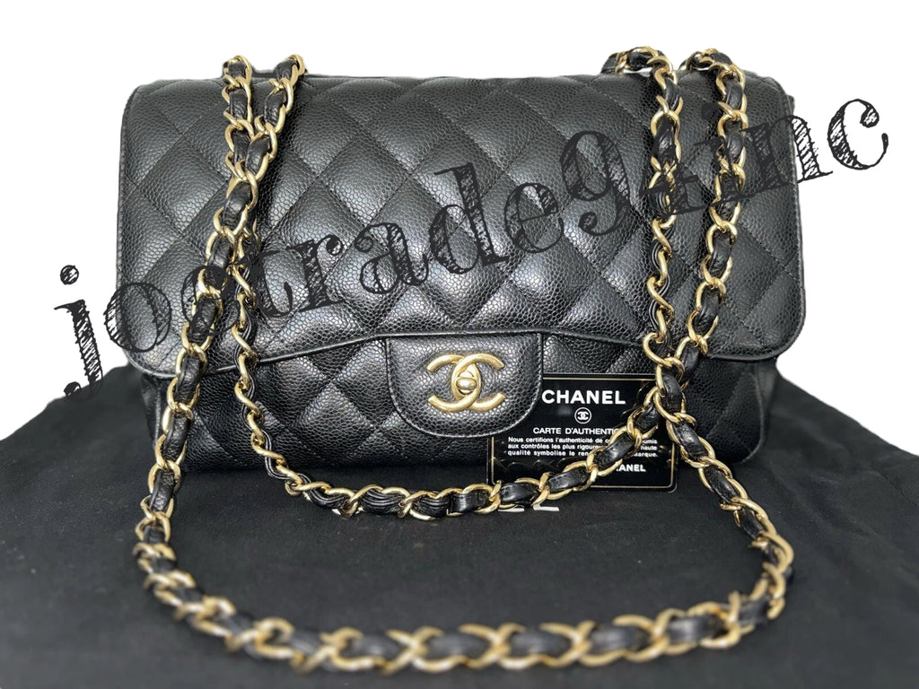 Chanel Classic Jumbo bag (single flap) image 1