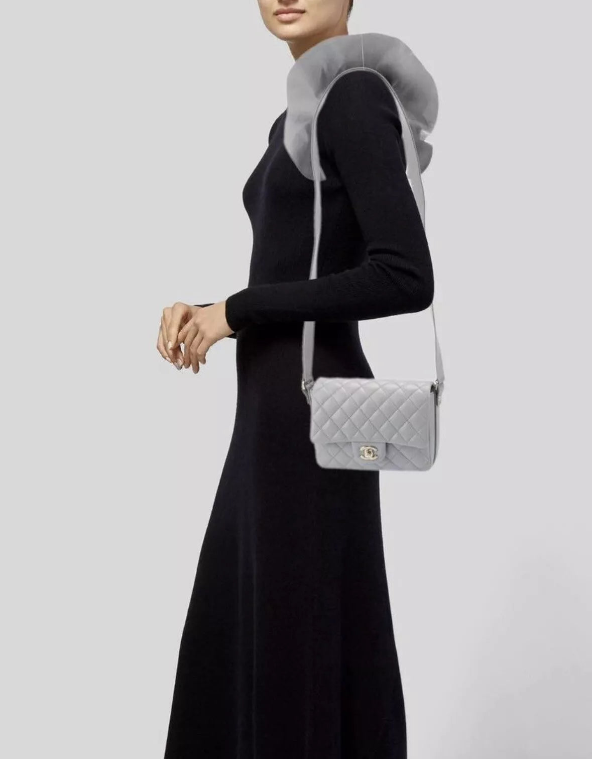 Chanel wave strap flap bag image 5